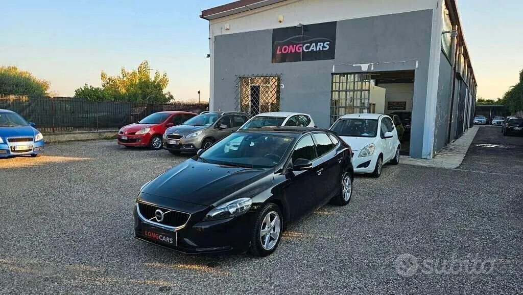 Volvo V40