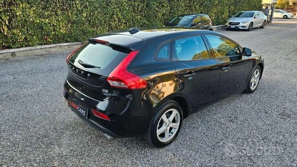 Volvo V40 2018 photo 4