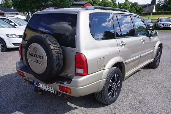 Suzuki Grand Vitara 2005 photo 2