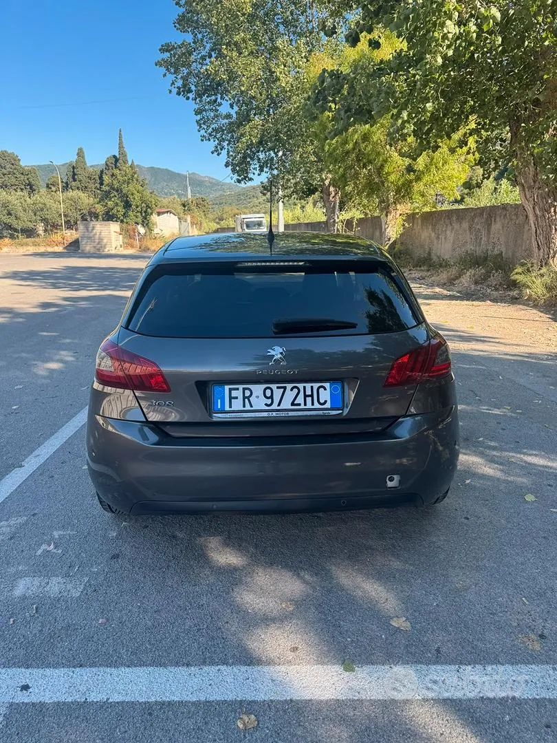 Peugeot 308 2019 photo 4