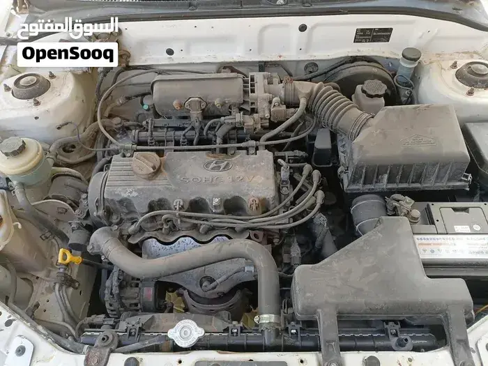 Hyundai Verna 2014 photo 4