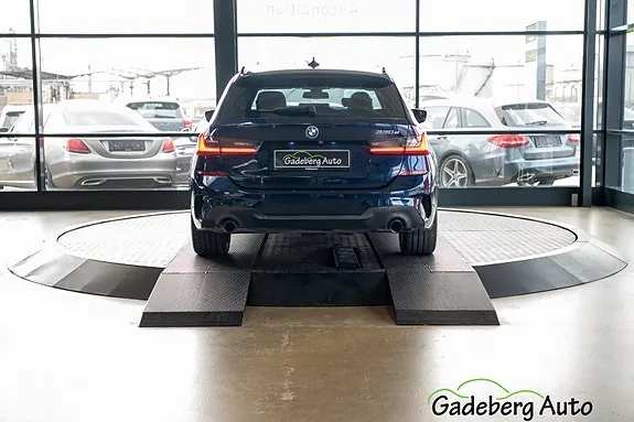 BMW 330E 2022 photo 4