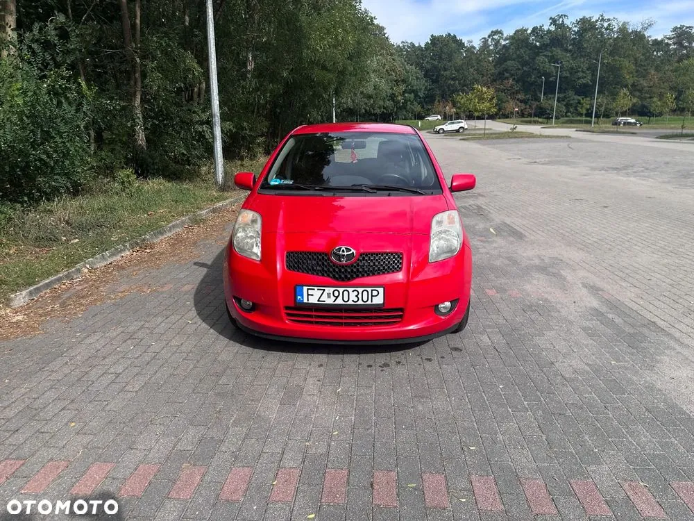 Toyota Yaris 2008 photo 2