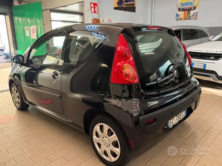 Peugeot 107 2010 photo 4