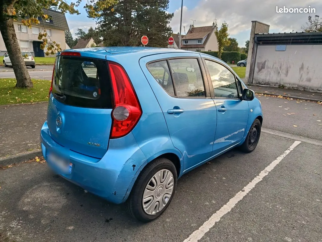 Opel Agila 2009 photo 2