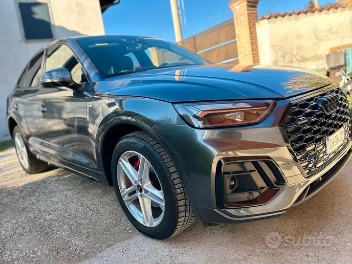 Audi Q5 2022 photo 2