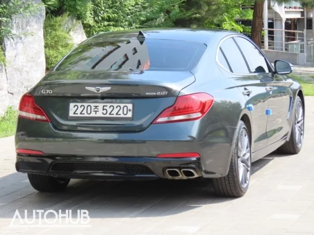 Genesis G70 2017 photo 3