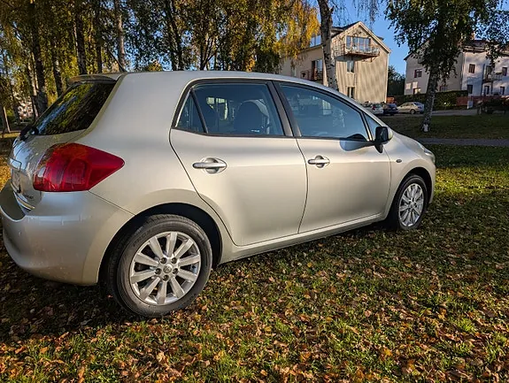 Toyota Auris 2007 photo 5