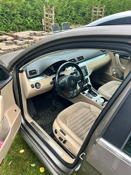 Volkswagen Passat 2011 photo 4