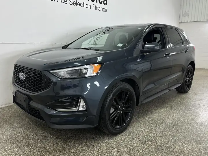 Ford Edge 2023 photo 3