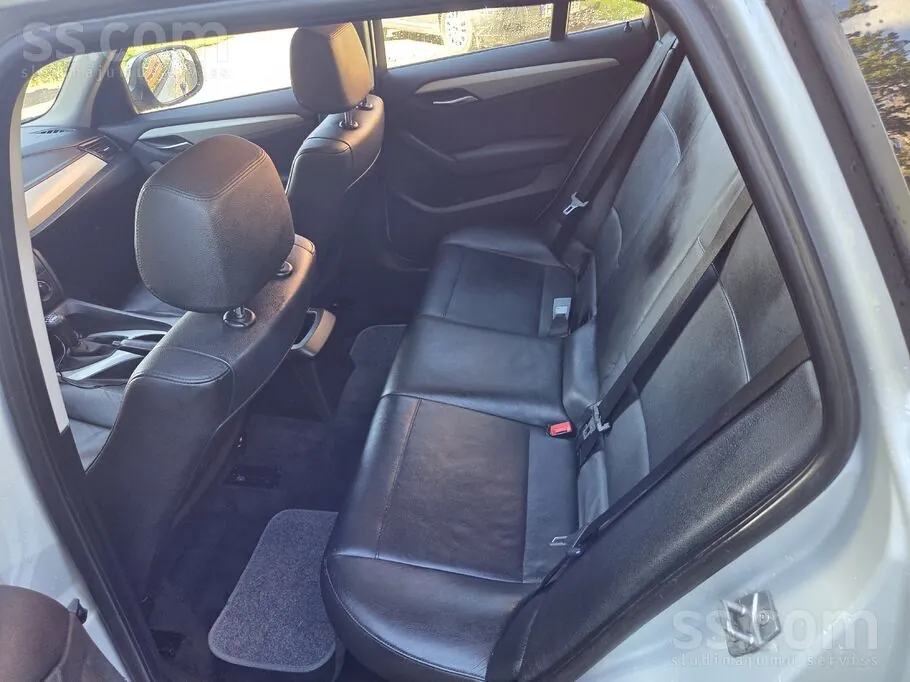 BMW X1 2010 photo 3