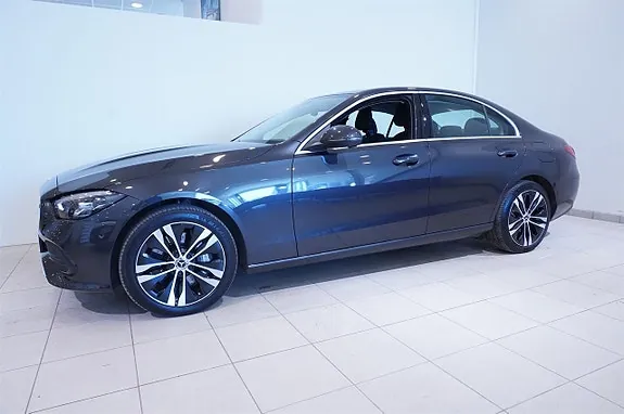 Mercedes-Benz C300 2024 photo 3