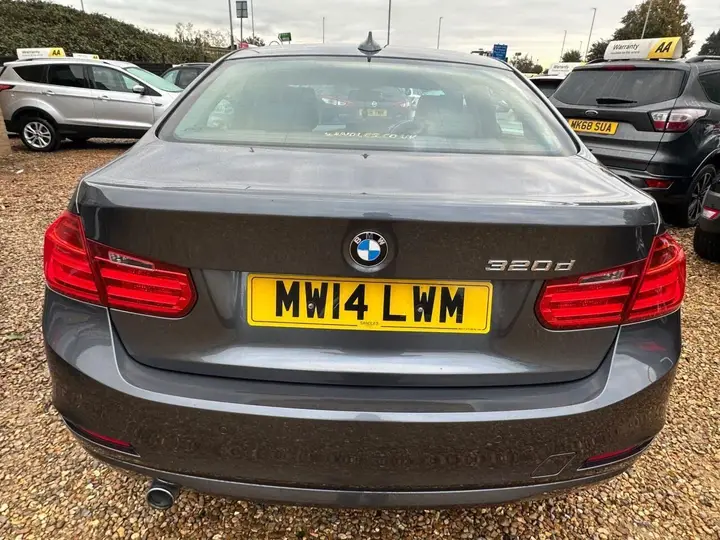BMW 3 Series 2014 photo 5