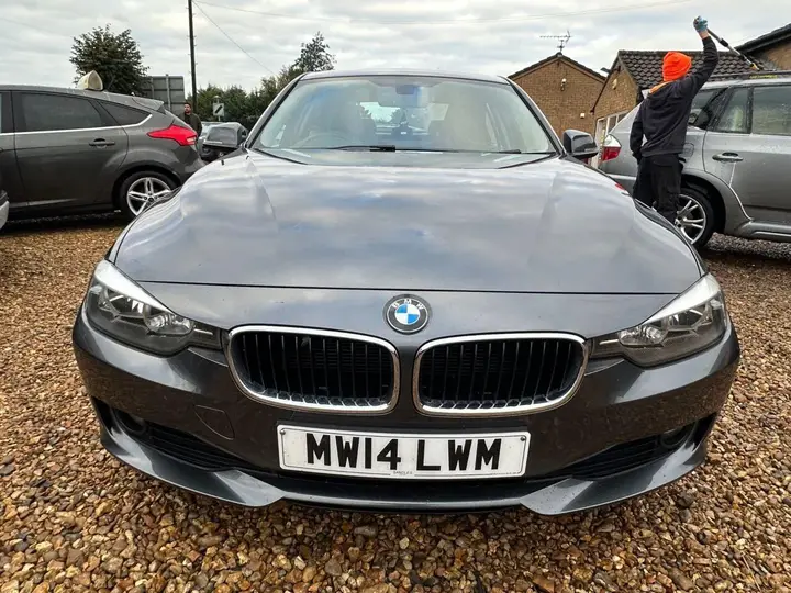 BMW 3 Series 2014 photo 3