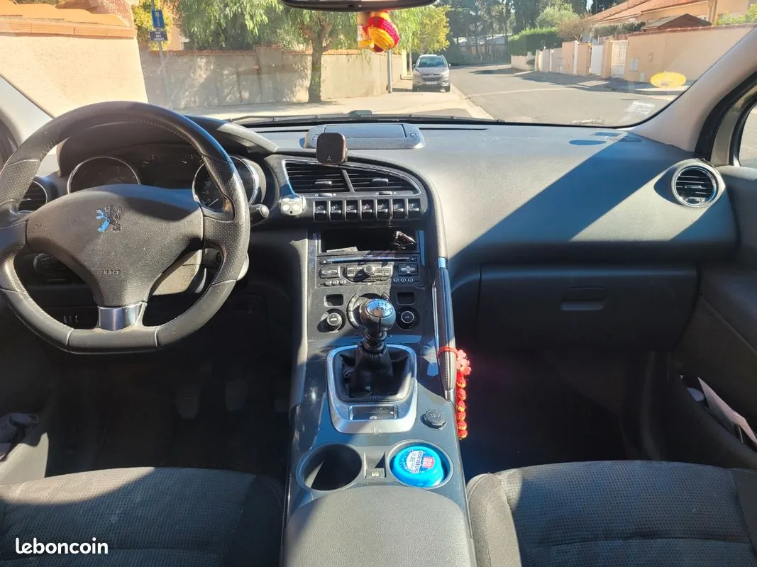 Peugeot 3008 2011 photo 3