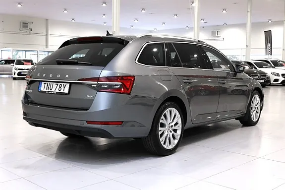 Skoda Superb 2024 photo 3