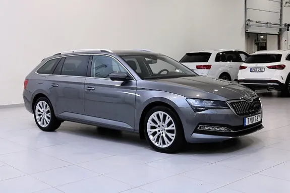 Skoda Superb 2024 photo 2