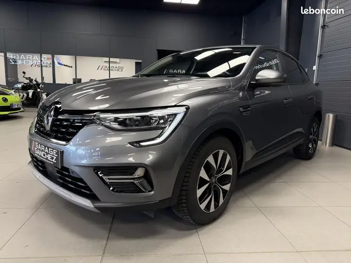 Renault Arkana 2023 photo 2