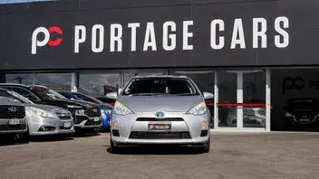 Toyota Aqua 2014 photo 3