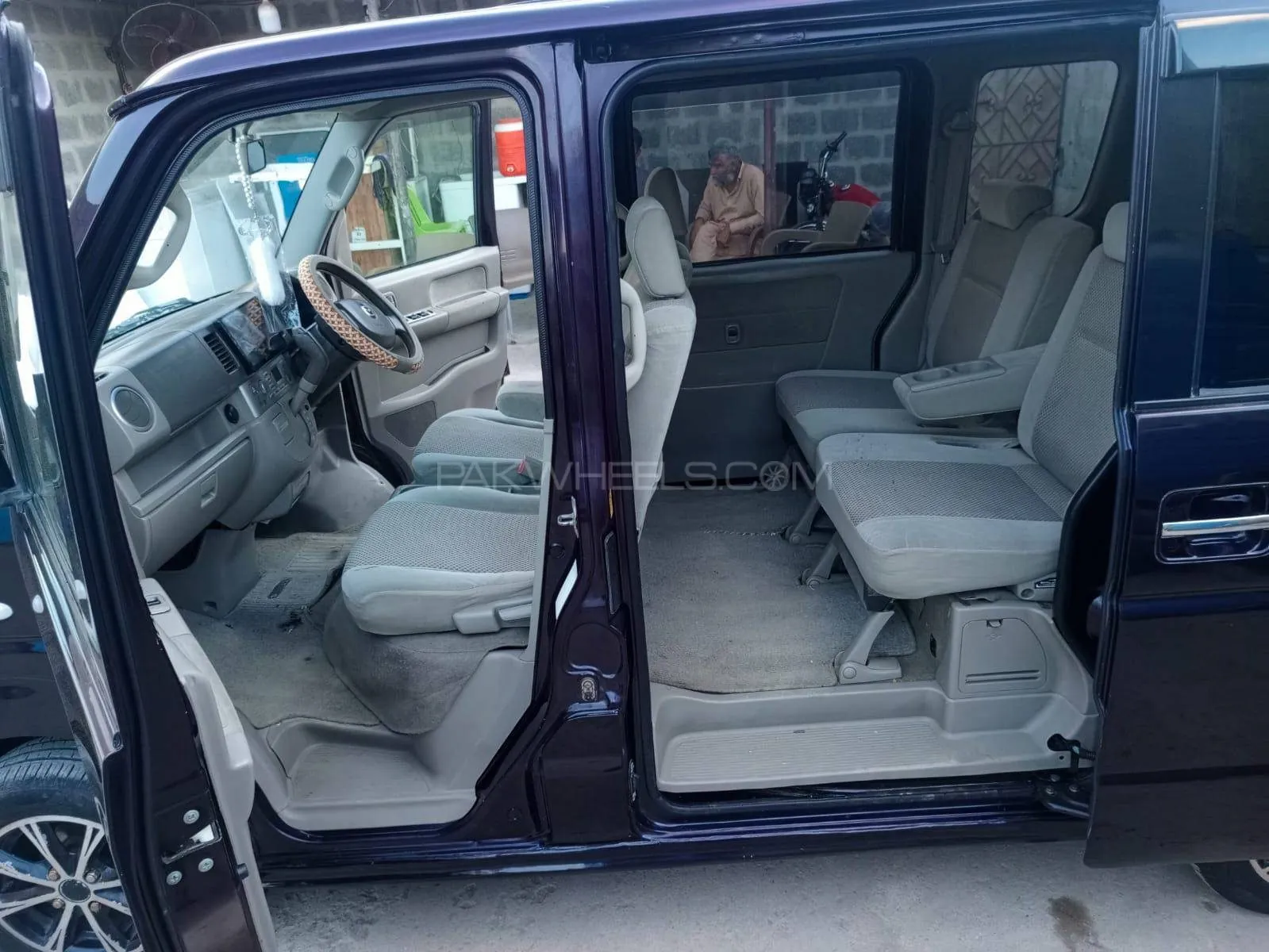 Mazda Scrum Van