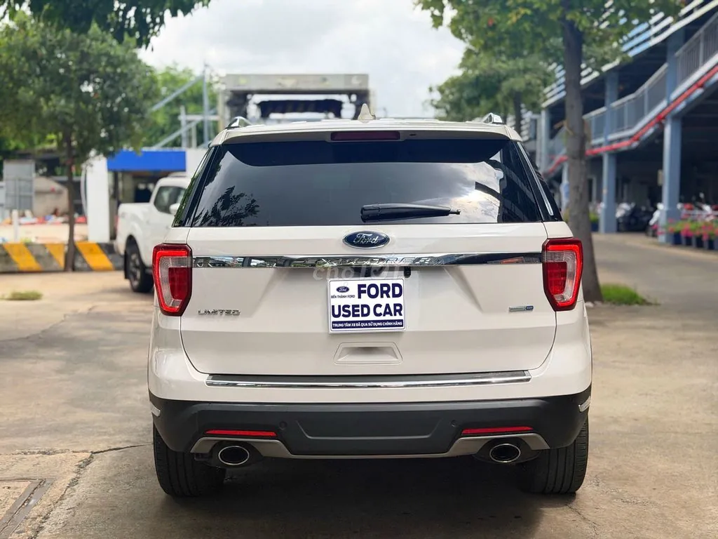Ford Explorer 2019 photo 3