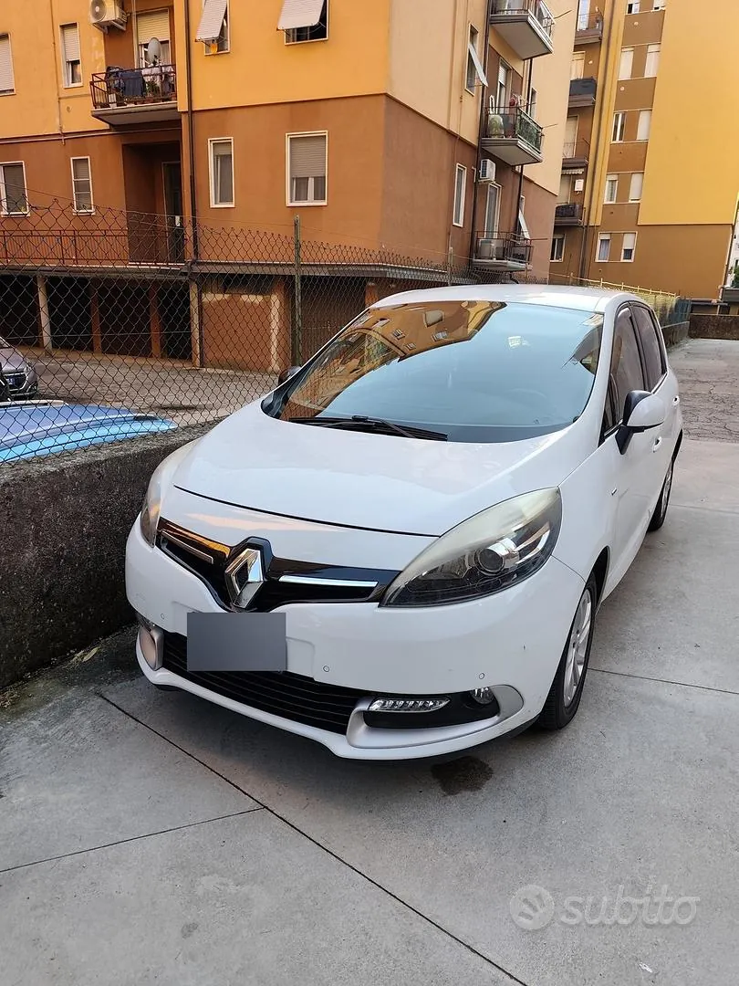 Renault Scenic 2016 photo 2