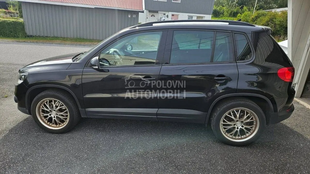 Volkswagen Tiguan 2012 photo 2