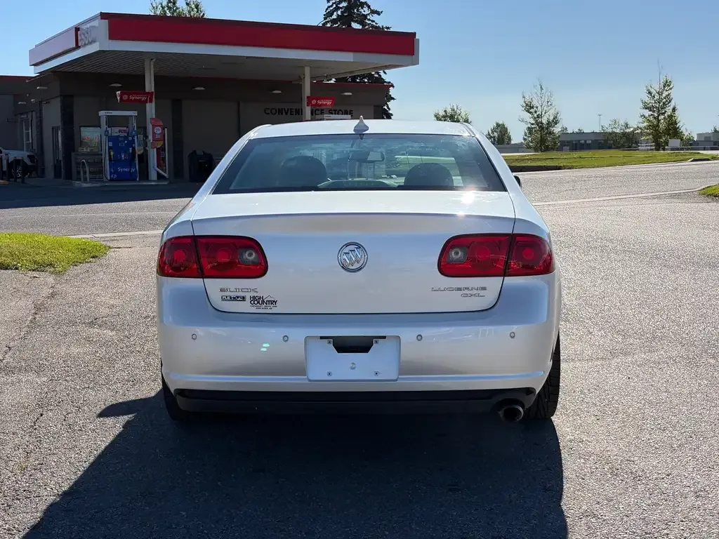 Buick Lucerne 2011 photo 5