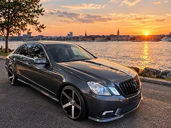Mercedes-Benz E 350 2011 photo 2