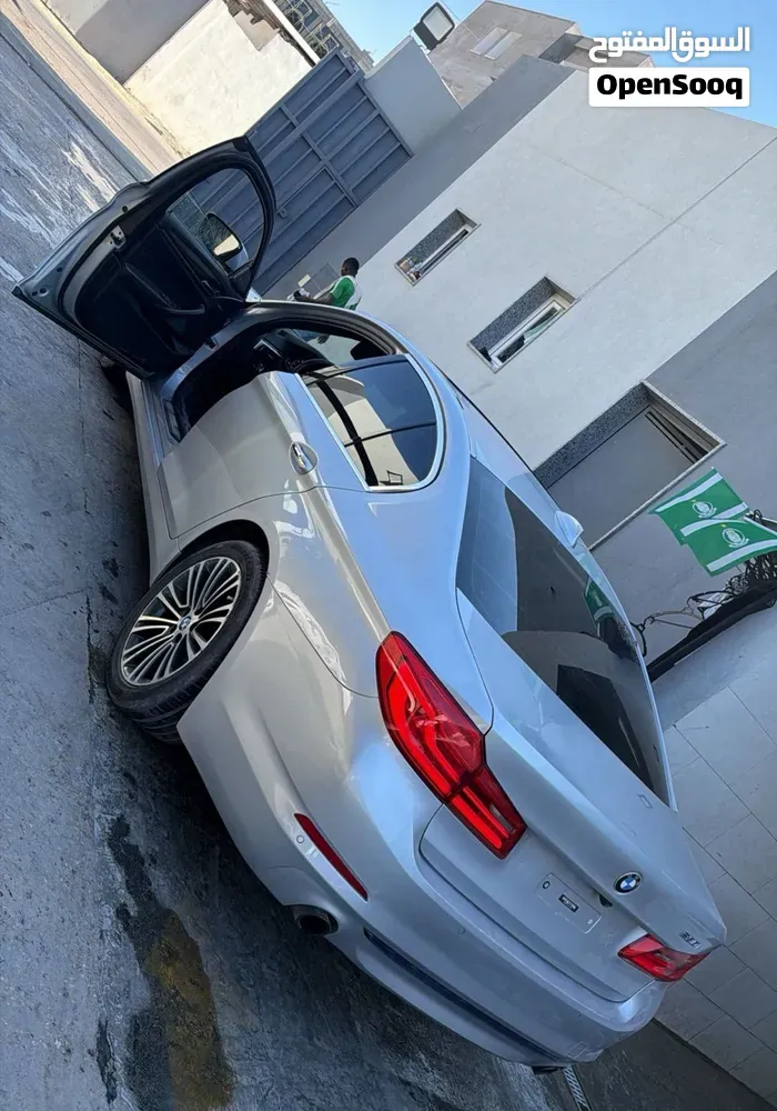 BMW 5 Series 2019 photo 4