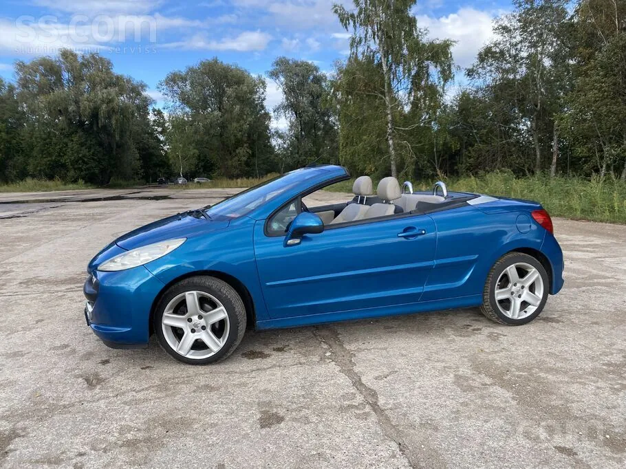 Peugeot 207 2008 photo 3