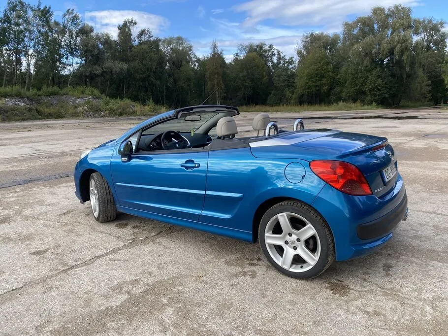 Peugeot 207 2008 photo 2
