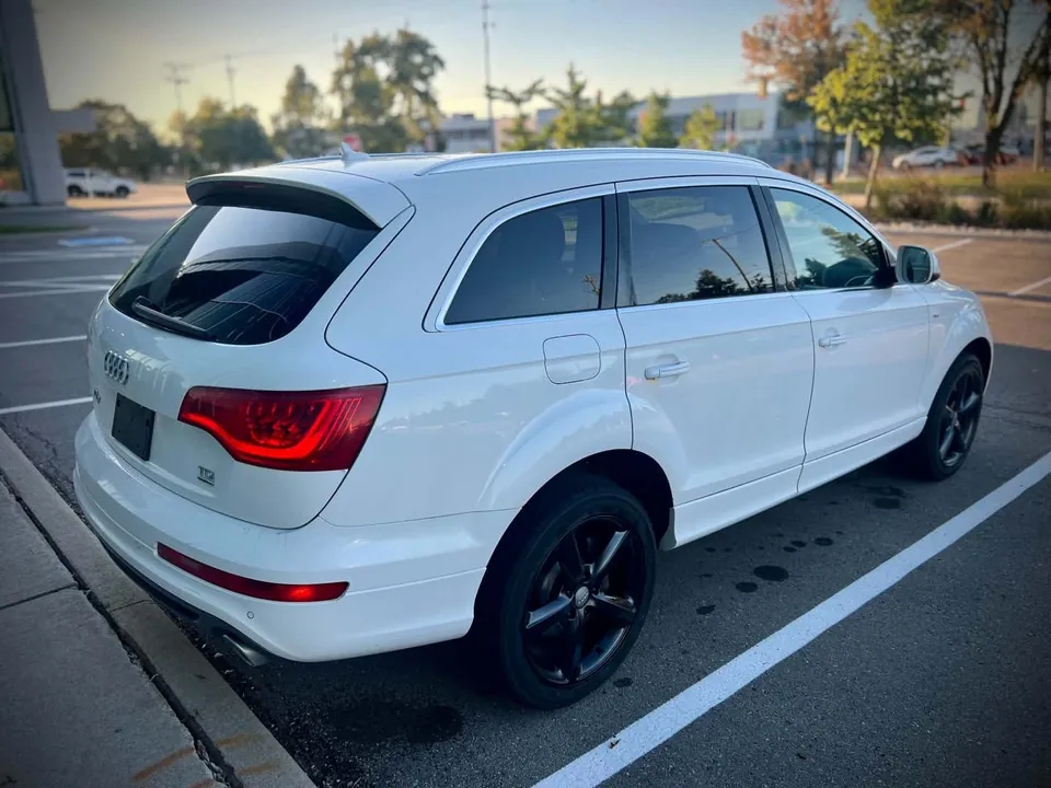 Audi Q7 2012 photo 4