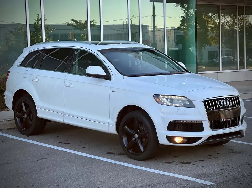 Audi Q7 2012 photo 3