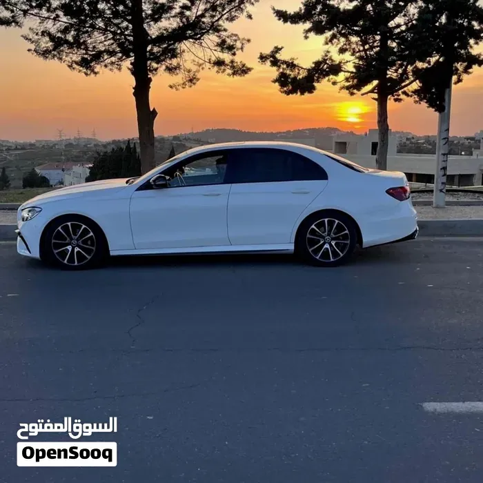 Mercedes-Benz E-Class 2021 photo 3