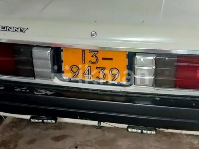 Nissan B11