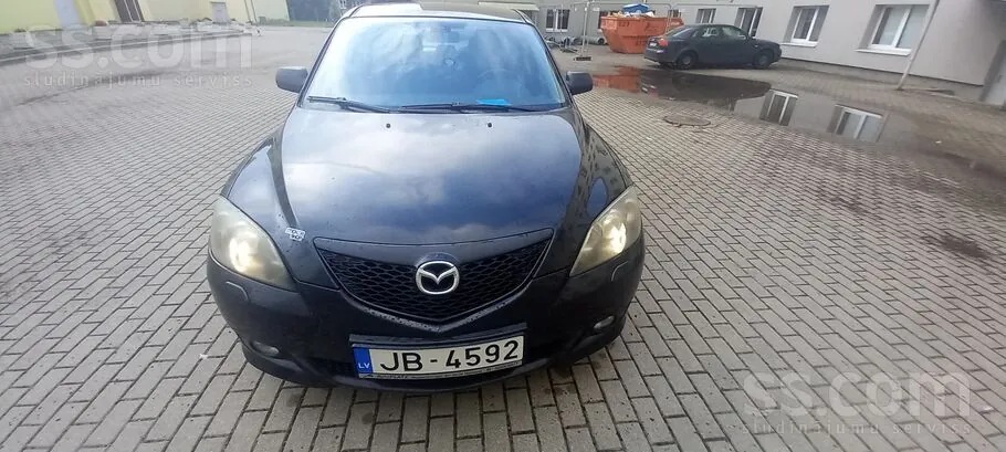 Mazda Mazda3 2005 photo 3