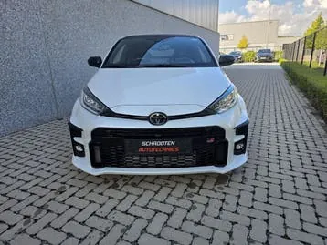 Toyota Yaris 2025 photo 2