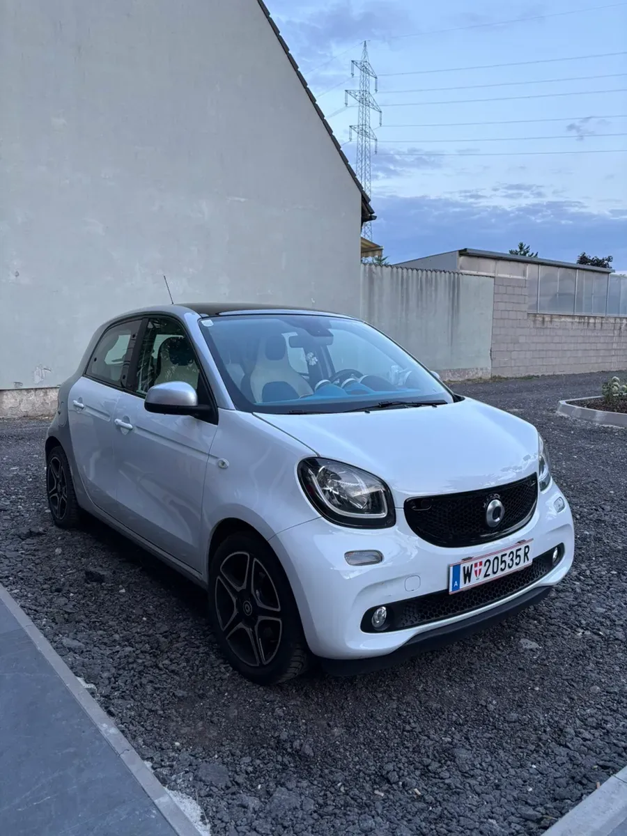 Smart Forfour 2015 photo 2