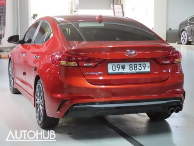 Hyundai Avante 2018 photo 4
