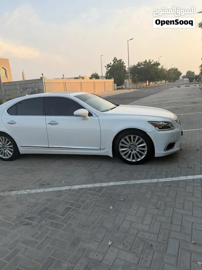 Lexus Ls 460 2013 photo 2