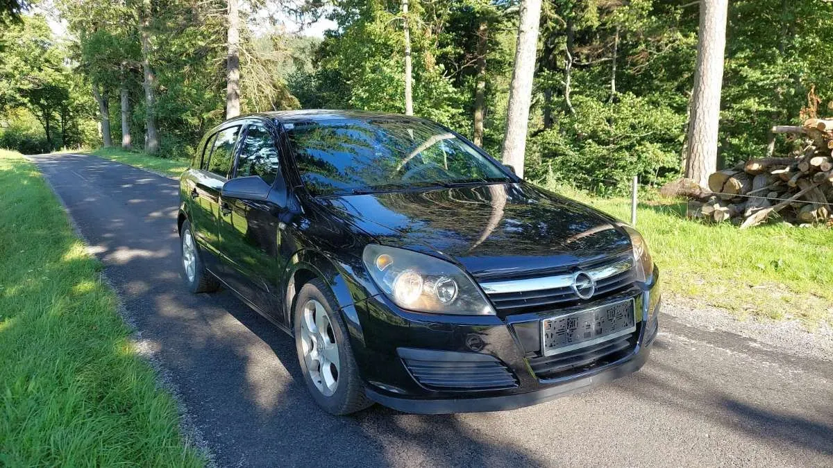 Opel Astra 2007 photo 2