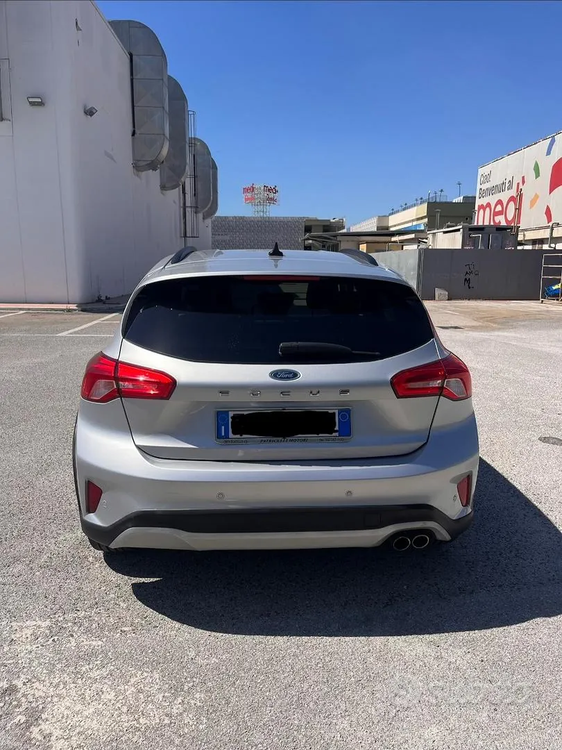 Ford Focus 2019 photo 2