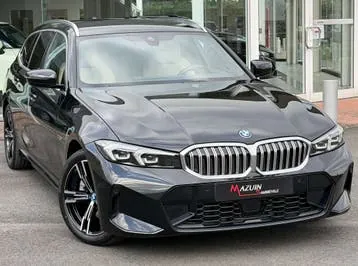 BMW 3 Series 2023 photo 3