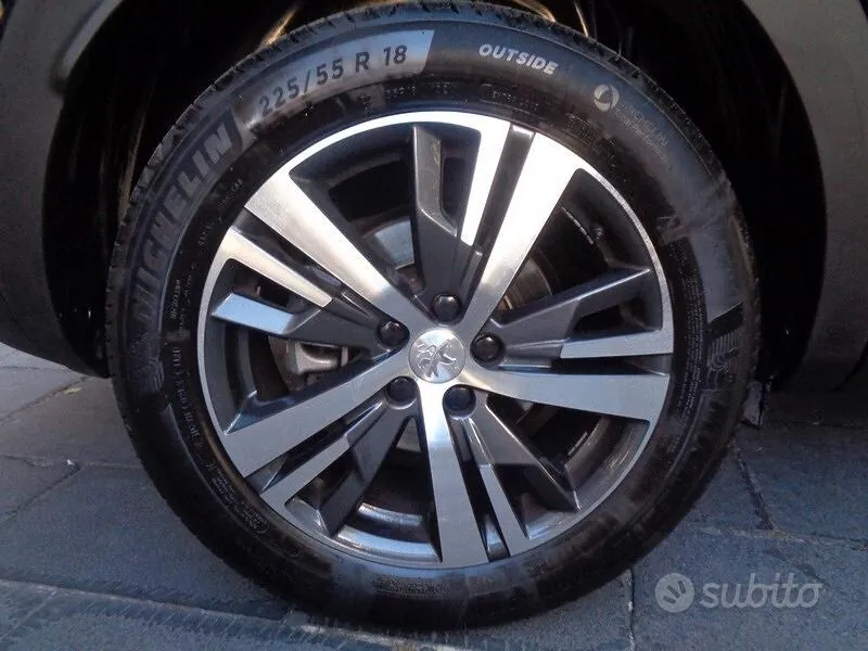 Peugeot 3008 2022 photo 4