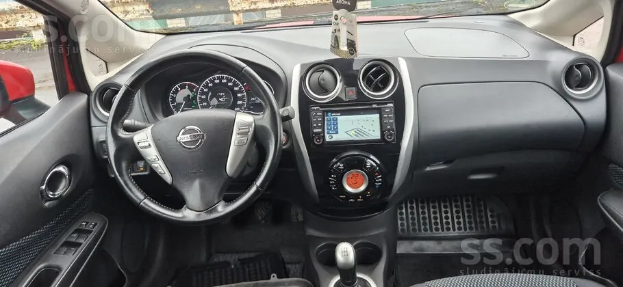 Nissan Note 2015 photo 4