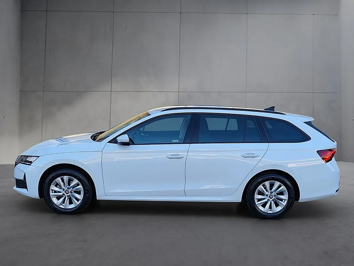 Skoda Octavia 2025 photo 3