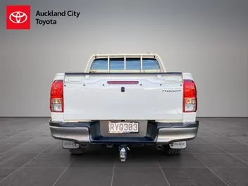 Toyota Hilux 2018 photo 5