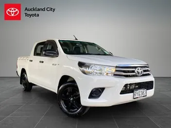 Toyota Hilux 2018 photo 2