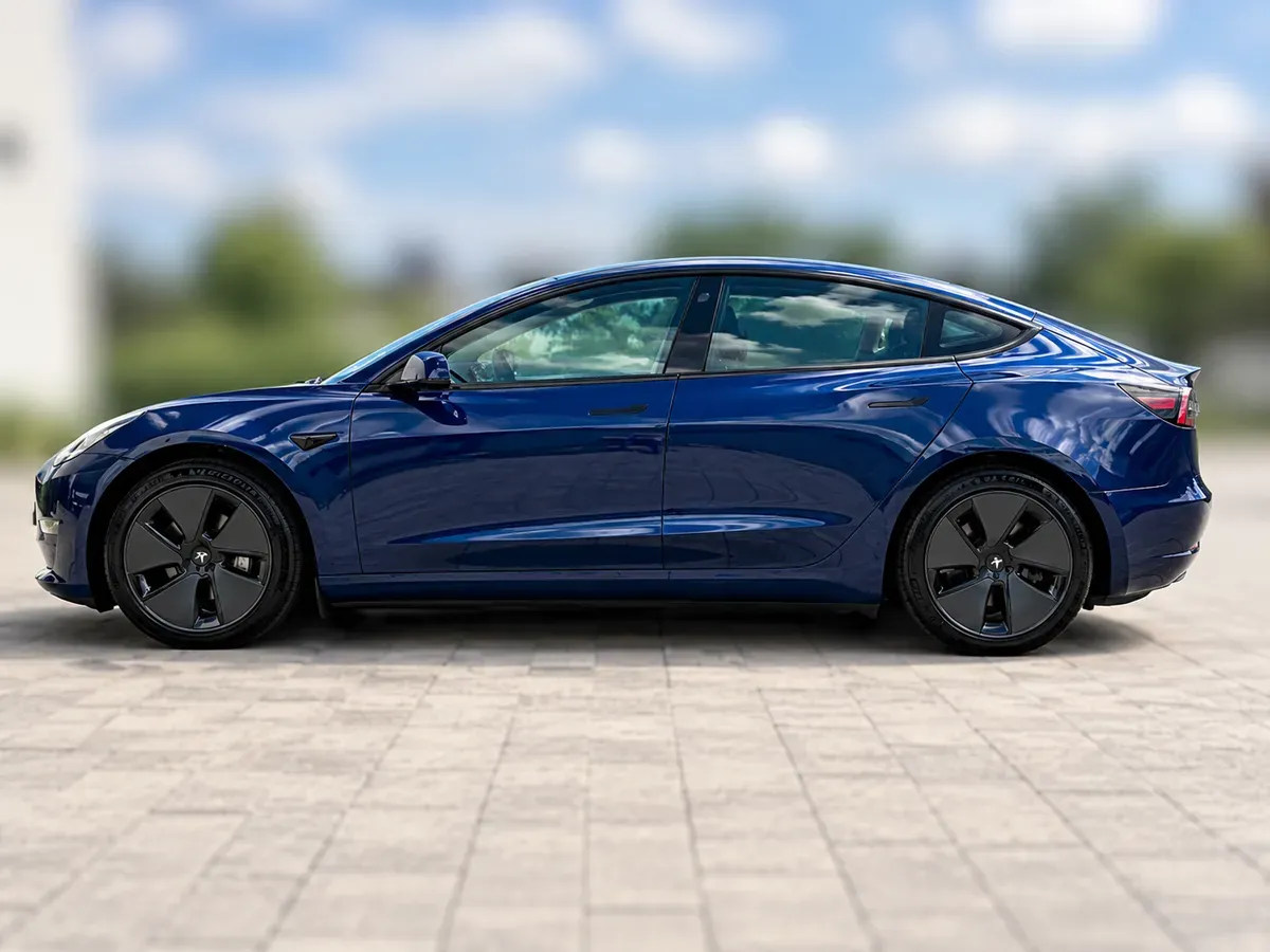 Tesla Model 3 2021 photo 3